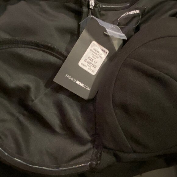 Fashion Nova Women's Mayala Off Shoulder Dress - Size 1X - NWT - Picture 5 of 6